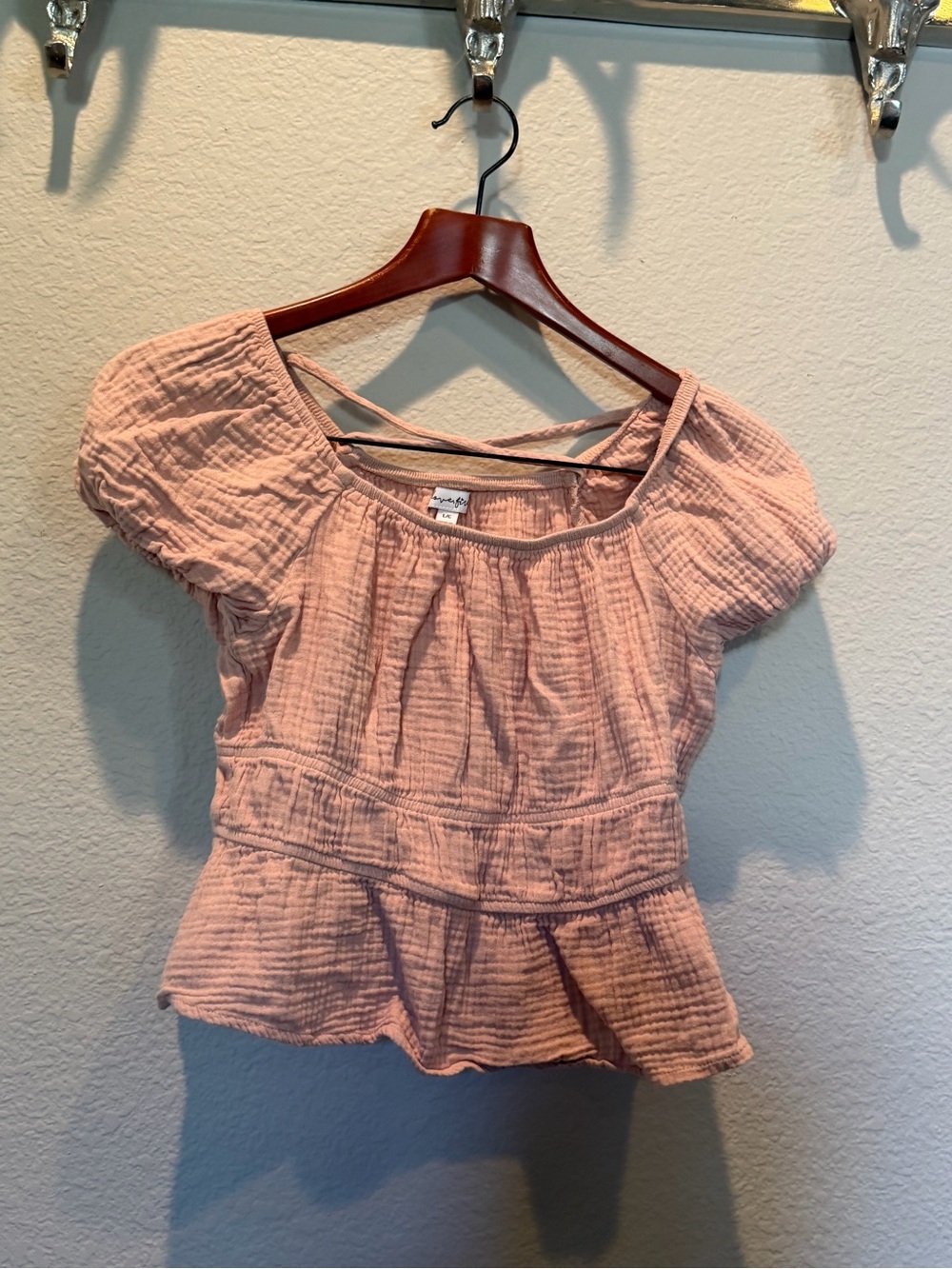 love, Fire Pink Textured Peplum top girls size Large